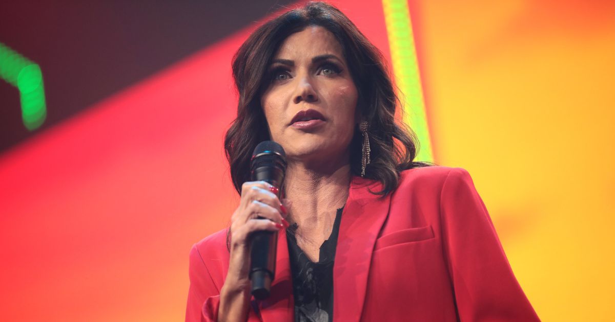 Kriti Noems loses $3000 cash