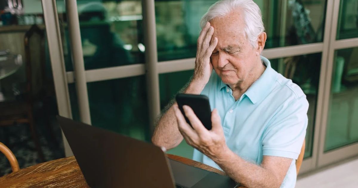 82 year old man falsely declared dead by Social Security Services