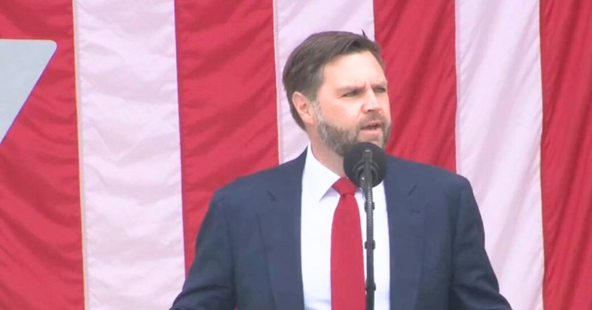 Vance Delivering his Memorial Day Speech