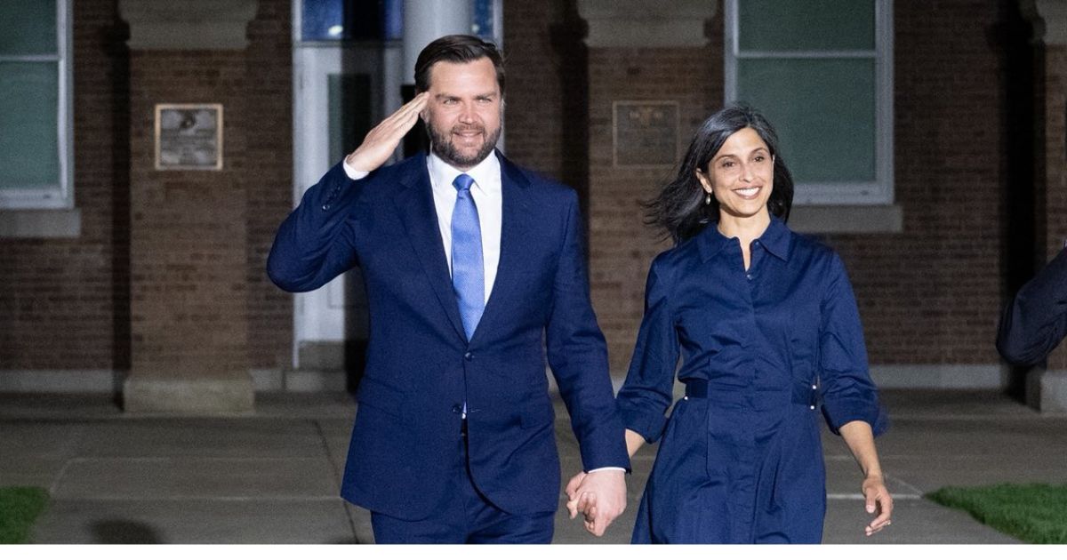 matching couple Vances