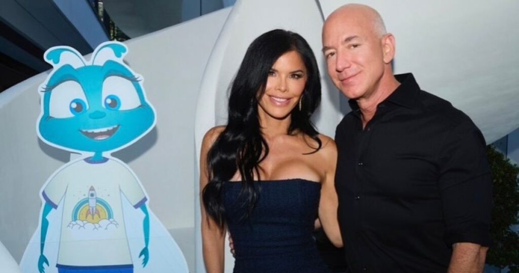 Jeff Bezos and Lauren Sanchez