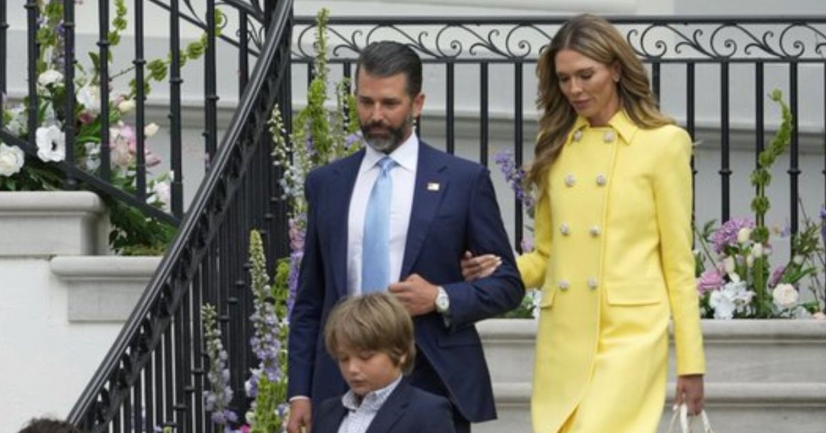 Donald Trump Jr. PDA with new GF