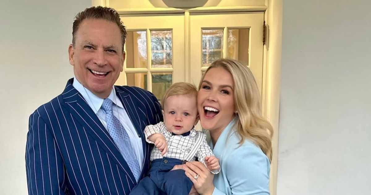 Karoline Leavitt with her husband and son at the White House