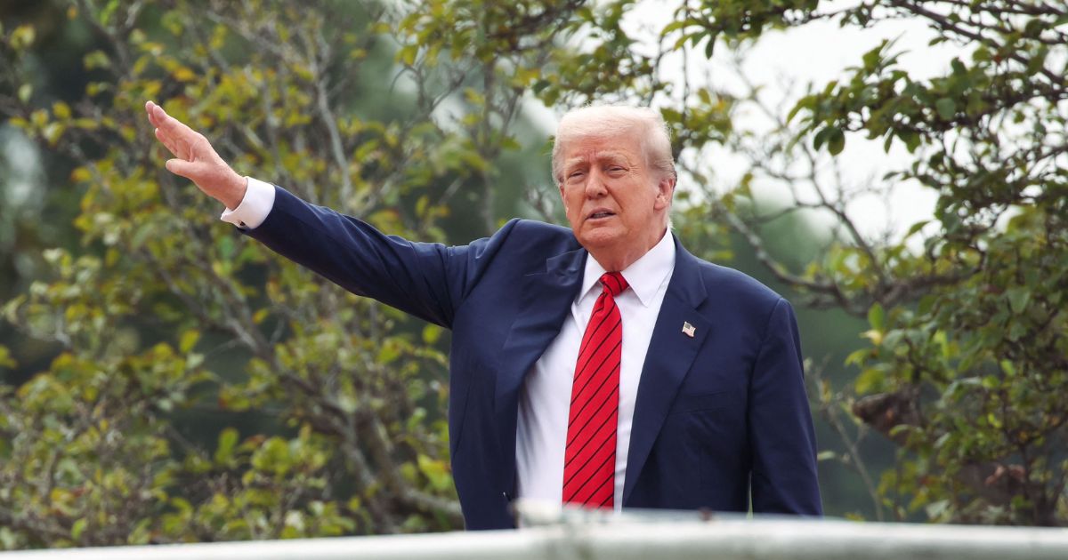 Donald Trump on White House roof