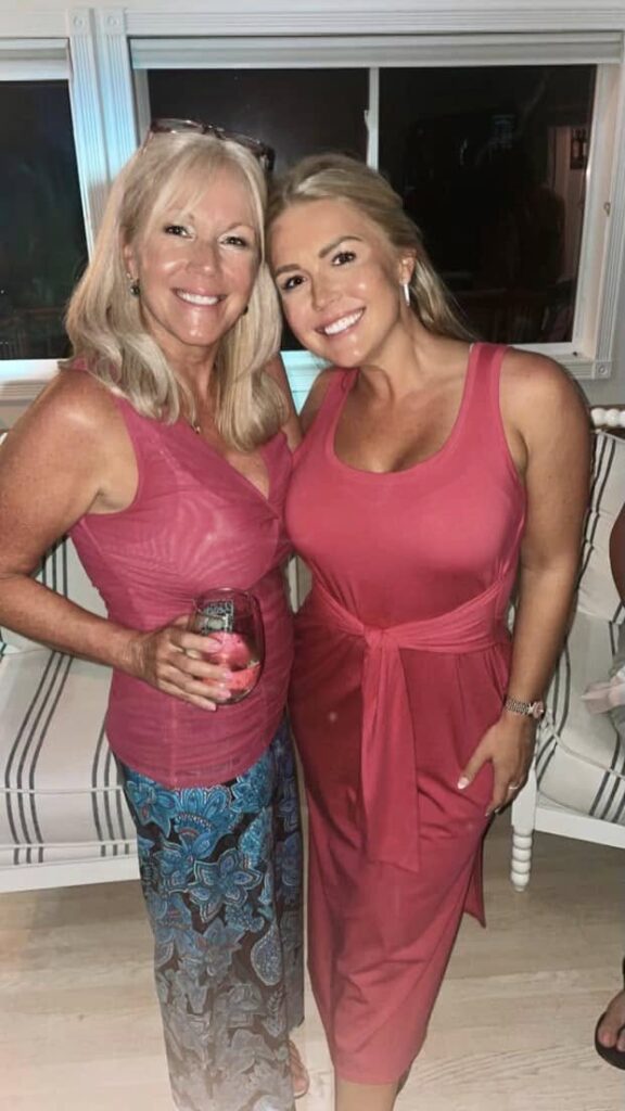 Karoline Leavitt twinning with her mom 