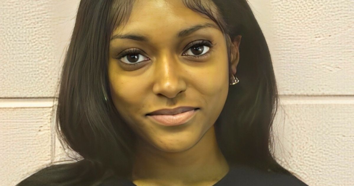 Missing Maryland teen Dacara Thompson, smiling in a photo