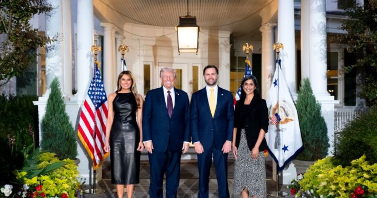 Donald Trump & Melania’s Awkward Dinner Photo with VP Sparks Internet Meltdown