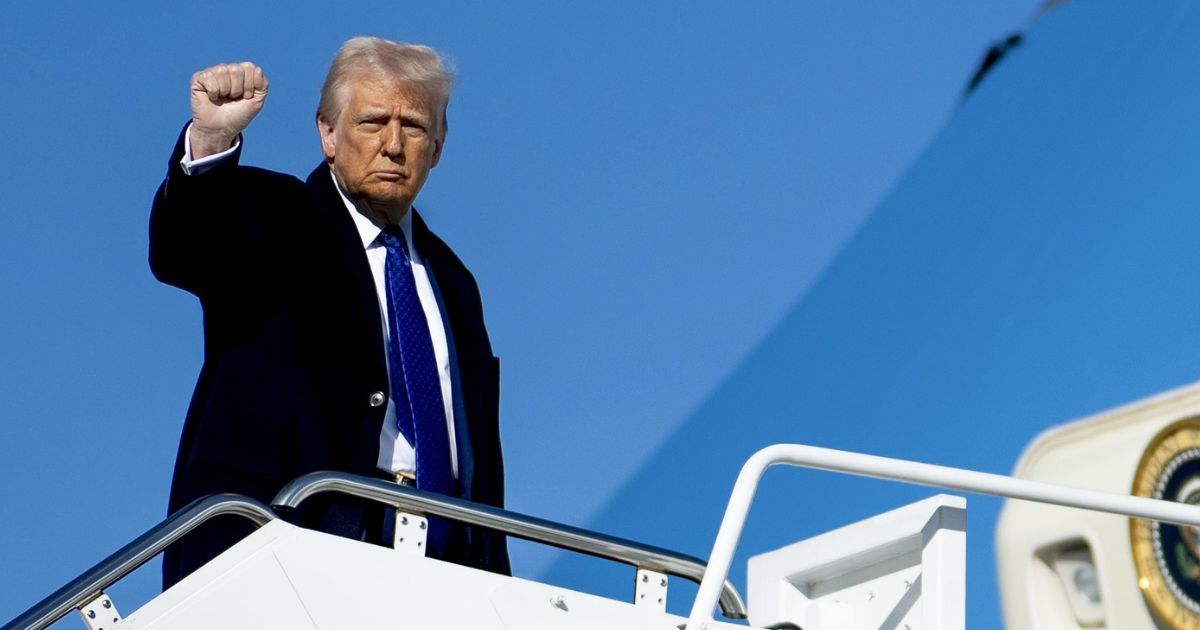 President Donald Trump on Air Force One @Scavino47|X.com).